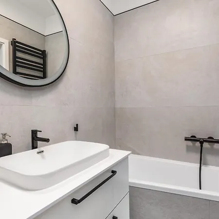 - Nowoczesny - Parking & Taras Z Ogrodem - By Renters Niechorze