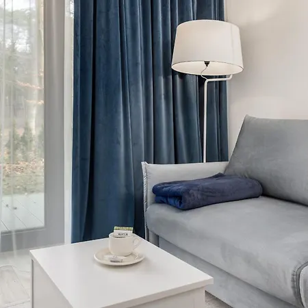 Apartmán - Nowoczesny - Parking & Taras Z Ogrodem - By Renters Niechorze