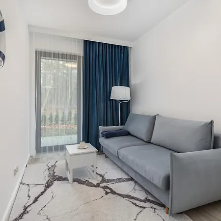 Apartmán - Nowoczesny - Parking & Taras Z Ogrodem - By Renters *