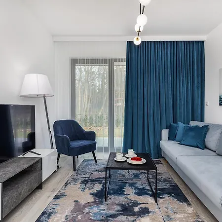 - Nowoczesny - Parking & Taras Z Ogrodem - By Renters Niechorze