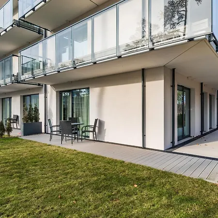 - Nowoczesny - Parking & Taras Z Ogrodem - By Renters Apartment